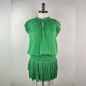 💚 3482. Green Tiered Short Sleeve Mini Dress